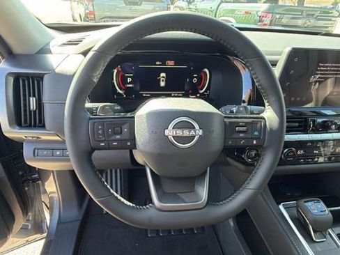 New 2026 Nissan Pathfinder SL image 26