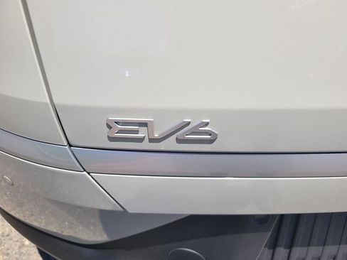 Used 2024 Kia EV6 Light RWD image 7