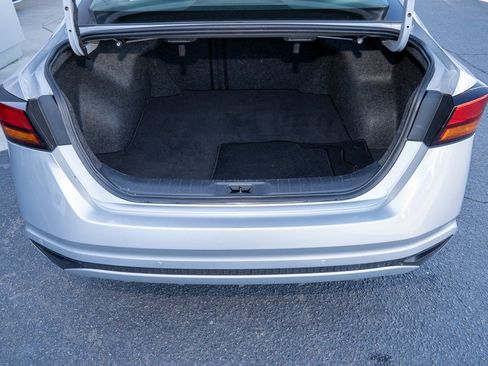 Used 2023 Nissan Altima 2.5 SV image 18