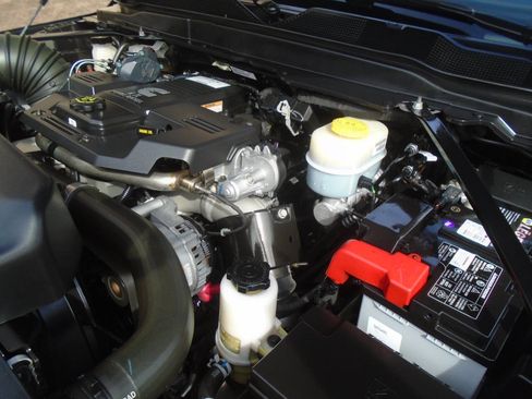 Used 2024 RAM 3500 Limited w/ Safety Group image 56