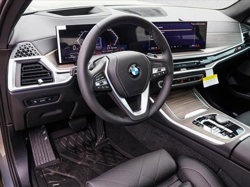 Used 2026 BMW X5 xDrive40i AWD/4WD image 10