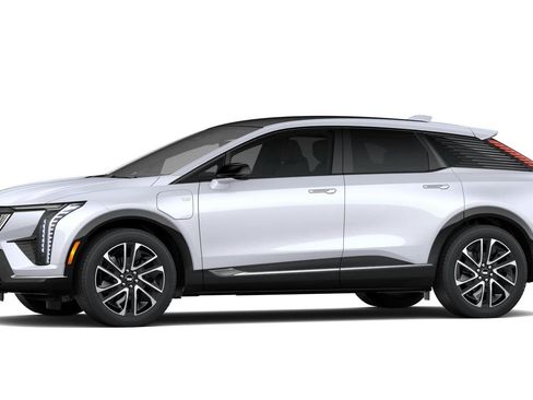 New 2026 Cadillac Optiq Sport 1 w/ LPO, Floor Liner Package AWD/4WD image 35