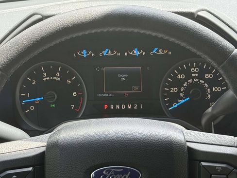 Used 2015 Ford F150 XLT w/ Equipment Group 302A Luxury AWD/4WD image 17