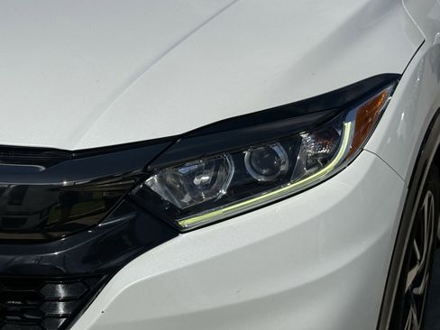 Used 2020 Honda HR-V Sport image 11