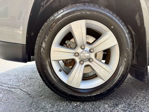 Used 2011 Jeep Compass 2WD image 20