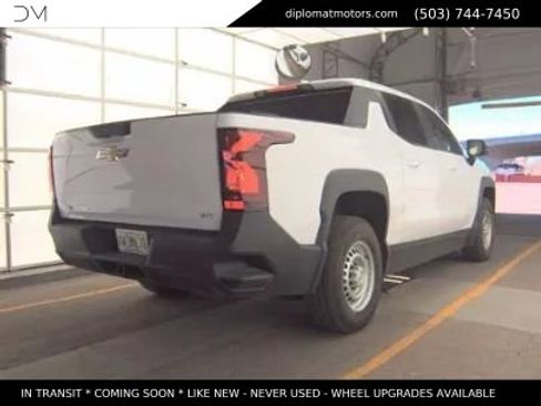 Used 2024 Chevrolet Silverado EV W/T image 5