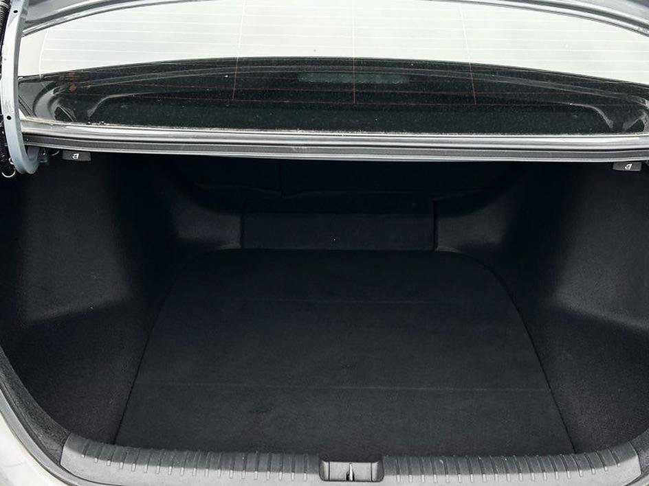 Used 2025 Honda Accord Touring image 8