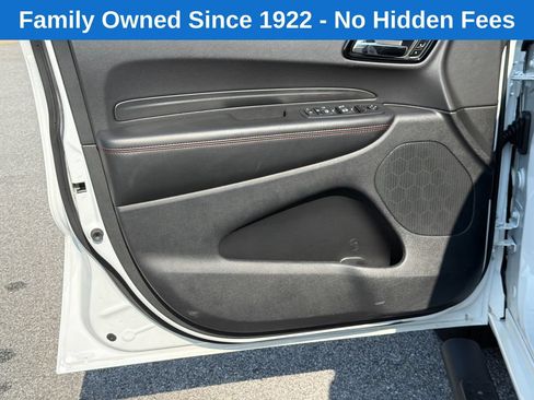 Used 2025 Dodge Durango GT AWD/4WD image 10