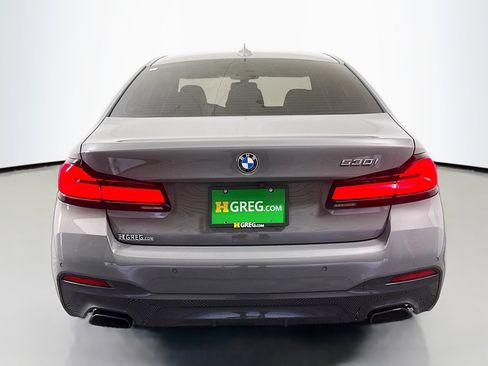 Used 2022 BMW 530i w/ M Sport Package image 8
