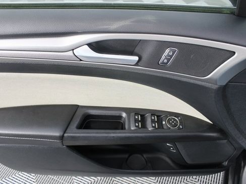 Used 2018 Ford Fusion S image 13