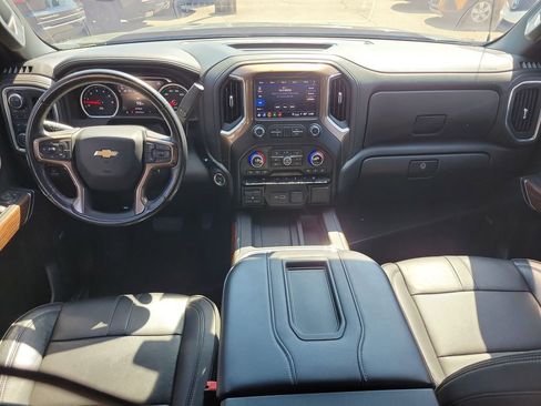 Used 2021 Chevrolet Silverado 1500 High Country image 10