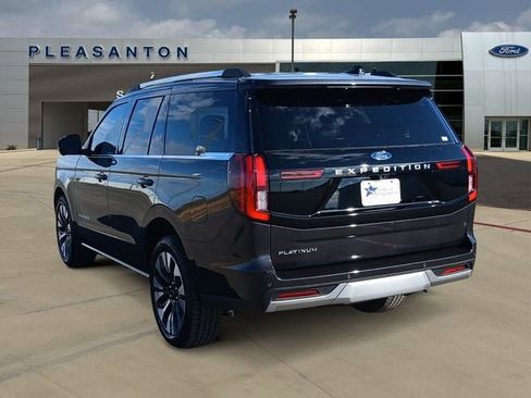 New 2025 Ford Expedition Platinum w/ Driver's Package AWD/4WD image 3