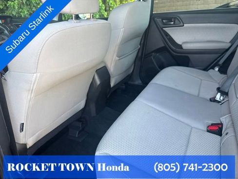 Used 2018 Subaru Forester 2.5i Premium AWD/4WD image 16