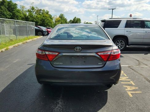 Used 2016 Toyota Camry SE FWD image 7