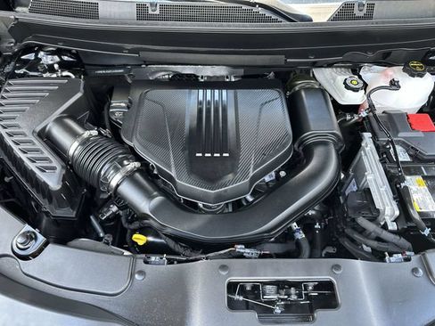 Used 2026 Chevrolet Traverse RS FWD image 28