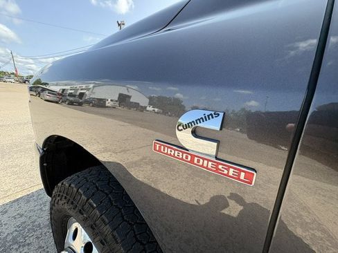 Used 2026 RAM 3500 Laramie w/ Sport Appearance Package AWD/4WD image 9