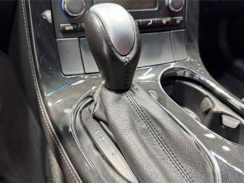 Used 2013 Chevrolet Corvette Convertible image 22