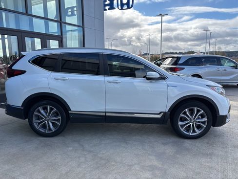 Used 2022 Honda CR-V Touring image 4