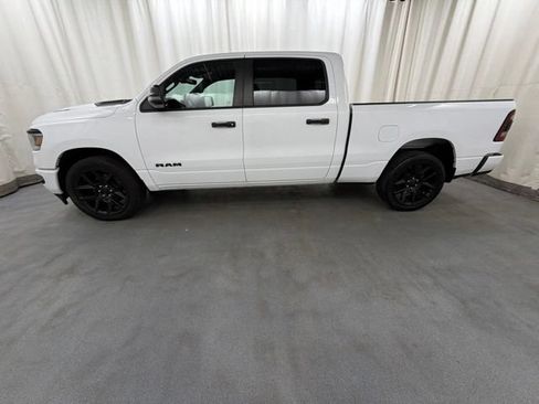 Used 2023 RAM 1500 Laramie AWD/4WD image 3