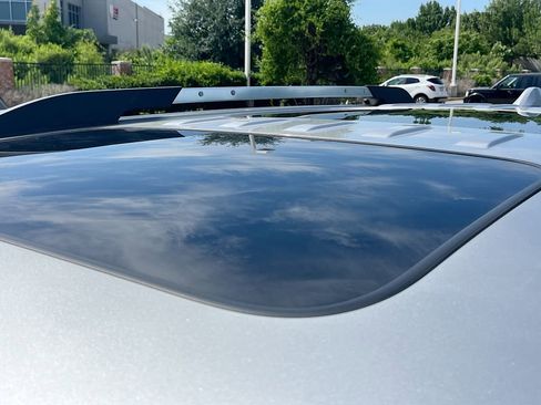 Used 2020 GMC Acadia Denali FWD image 23