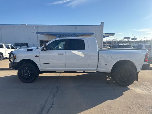 Used 2022 RAM 3500 Limited image 4