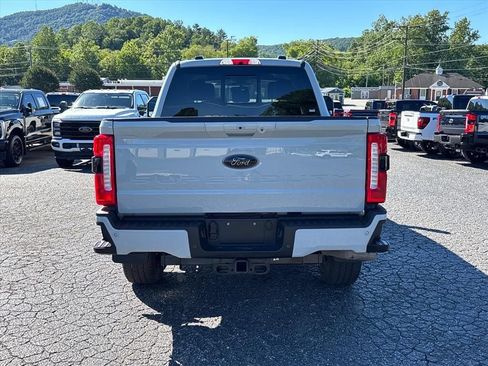 Used 2025 Ford F250 Lariat w/ Lariat Ultimate Package AWD/4WD image 6