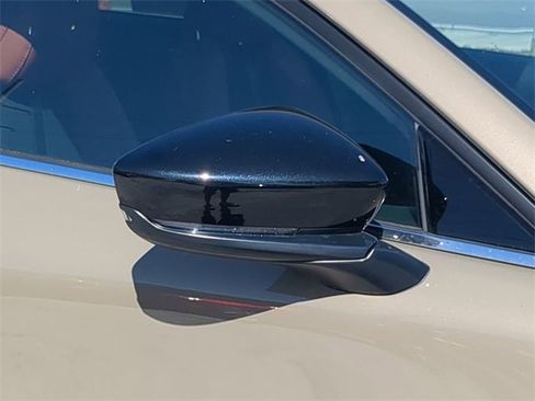 Used 2025 MAZDA CX-30 Carbon image 12