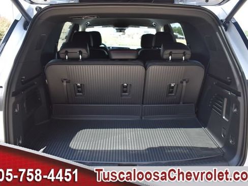 New 2026 Chevrolet Traverse Z71 w/ Driver Confidence Package AWD/4WD image 10