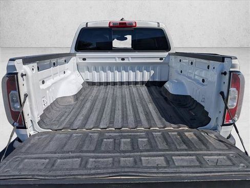 Used 2020 GMC Canyon SLE w/ Elevation Edition RWD image 6
