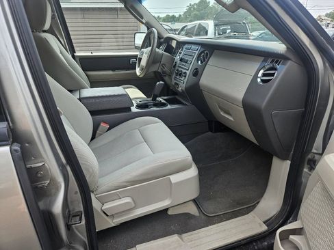 Used 2008 Ford Expedition XLT AWD/4WD image 16