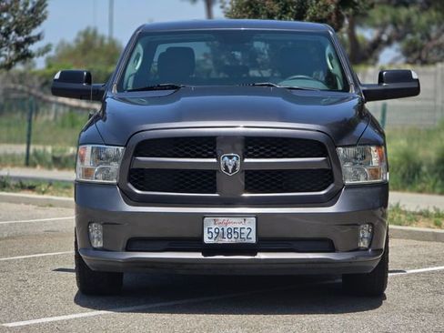 Used 2017 RAM 1500 Express RWD image 22