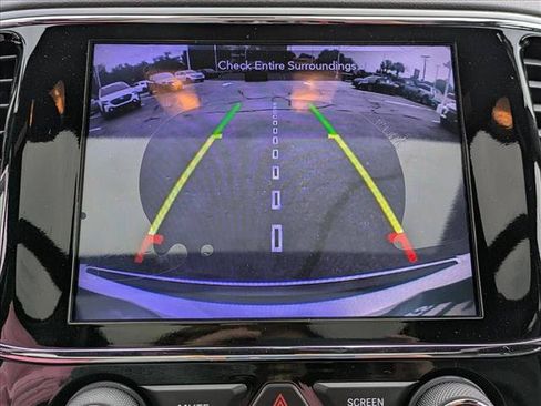 Used 2020 Jeep Grand Cherokee Overland AWD/4WD image 14