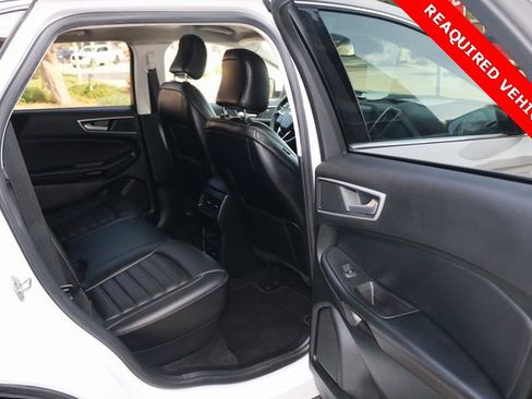 Used 2022 Ford Edge SEL w/ Convenience Package image 25