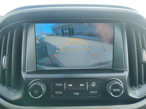 Used 2015 Chevrolet Colorado Z71 image 26