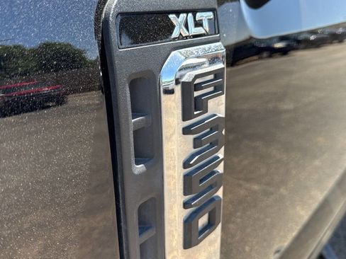 Used 2024 Ford F350 XLT AWD/4WD image 28