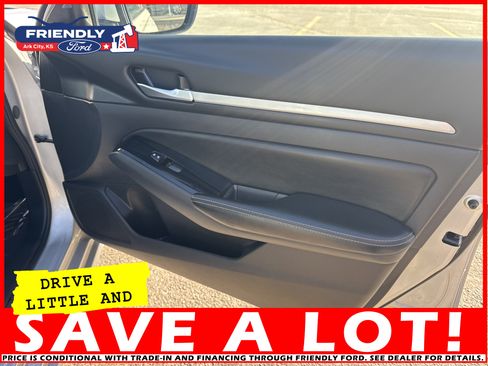 Used 2023 Nissan Altima 2.5 SV image 33