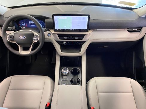 New 2026 Ford Explorer Active w/ Active Comfort Package AWD/4WD image 12