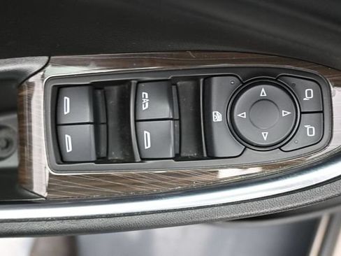 Used 2024 Chevrolet Malibu LT FWD image 13