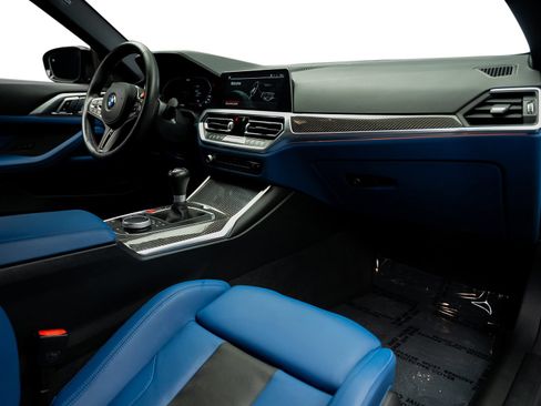 Used 2021 BMW M4 Coupe w/ M Carbon Exterior Package RWD image 57
