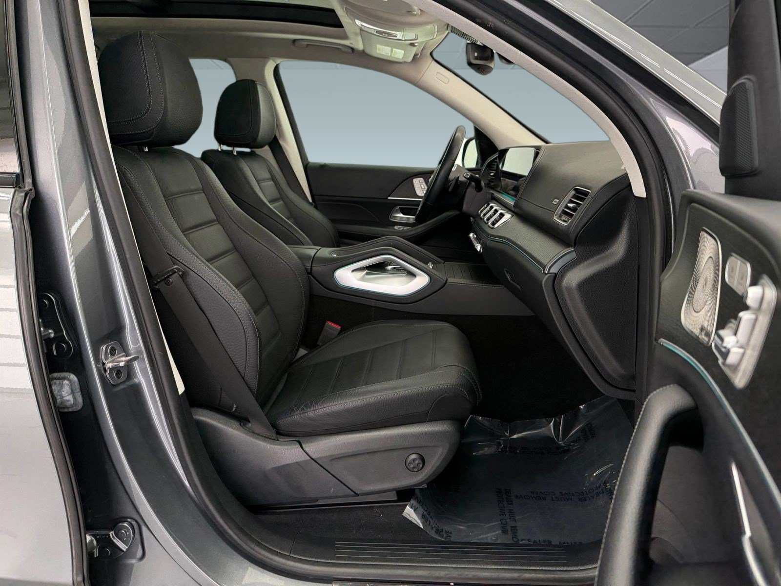 Certified 2023 Mercedes-Benz GLS 450 4MATIC image 24