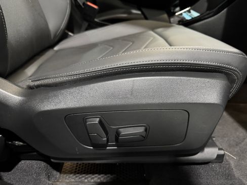 Used 2025 BMW X1 xDrive28i w/ Technology Package image 36