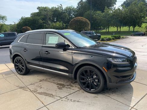 Certified 2023 Lincoln Nautilus Reserve w/ Monochromatic Package AWD/4WD image 8