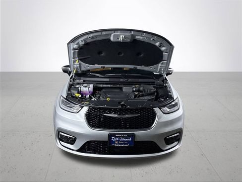 New 2026 Chrysler Pacifica Pinnacle image 22