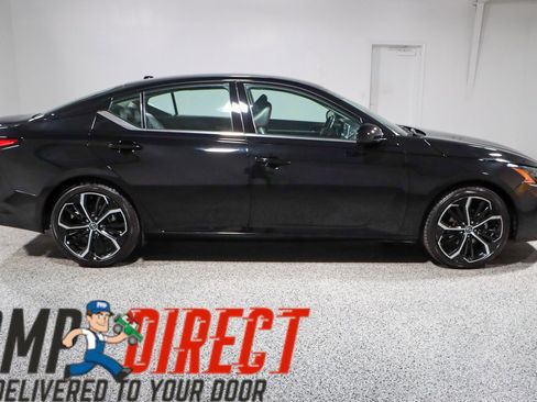 Used 2024 Nissan Altima 2.5 SR image 6