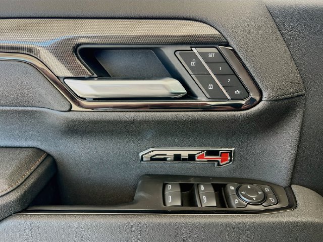 New 2026 GMC Sierra 1500 AT4 w/ AT4 Premium Package AWD/4WD image 13