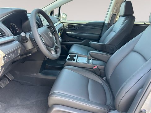 New 2026 Honda Odyssey EX-L image 9