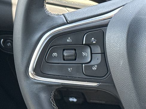 Used 2024 Buick Encore GX Avenir w/ Avenir Convenience Package FWD image 29