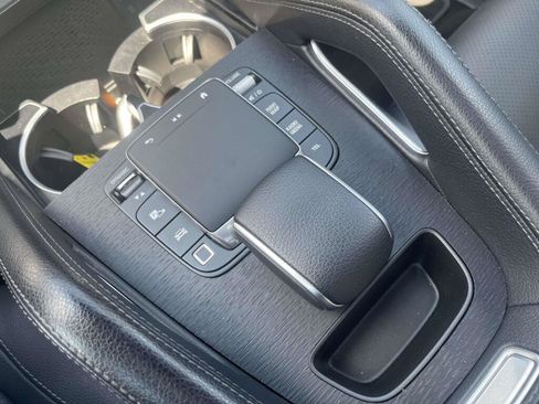 Used 2025 Mercedes-Benz GLE 350 4MATIC w/ AMG Line Exterior image 30