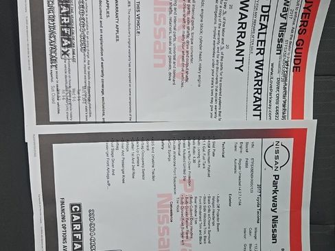 Used 2017 Toyota Tacoma SR5 w/ SR5 Appearance Package (SM) image 25