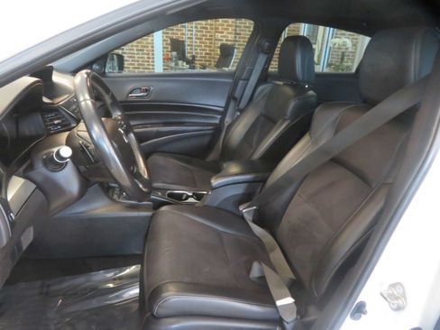 Used 2016 Acura ILX FWD image 15